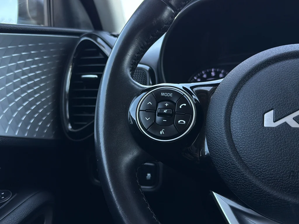 Certified Used 2022 White Kia X-Line image 9