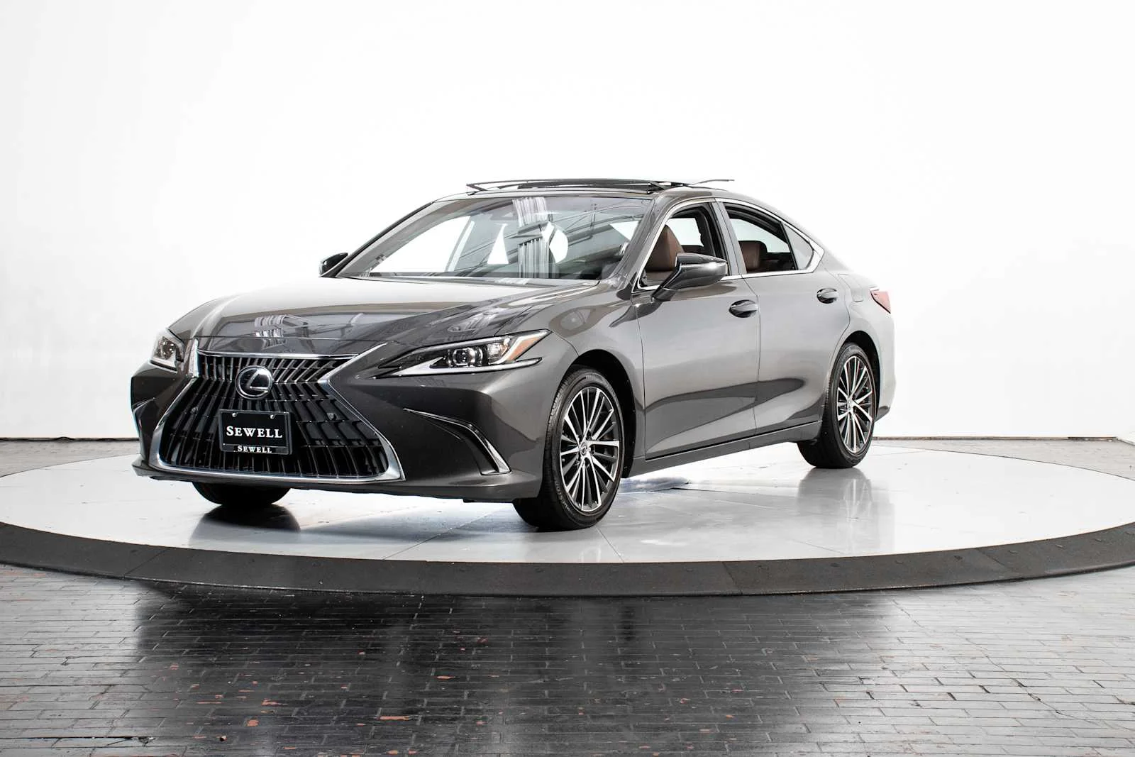 2023 Lexus ES 350 350's photo