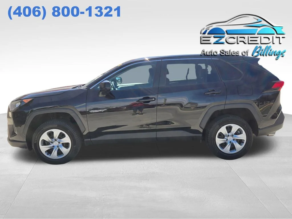 Used 2022 Midnight Black Metallic Toyota LE image 1