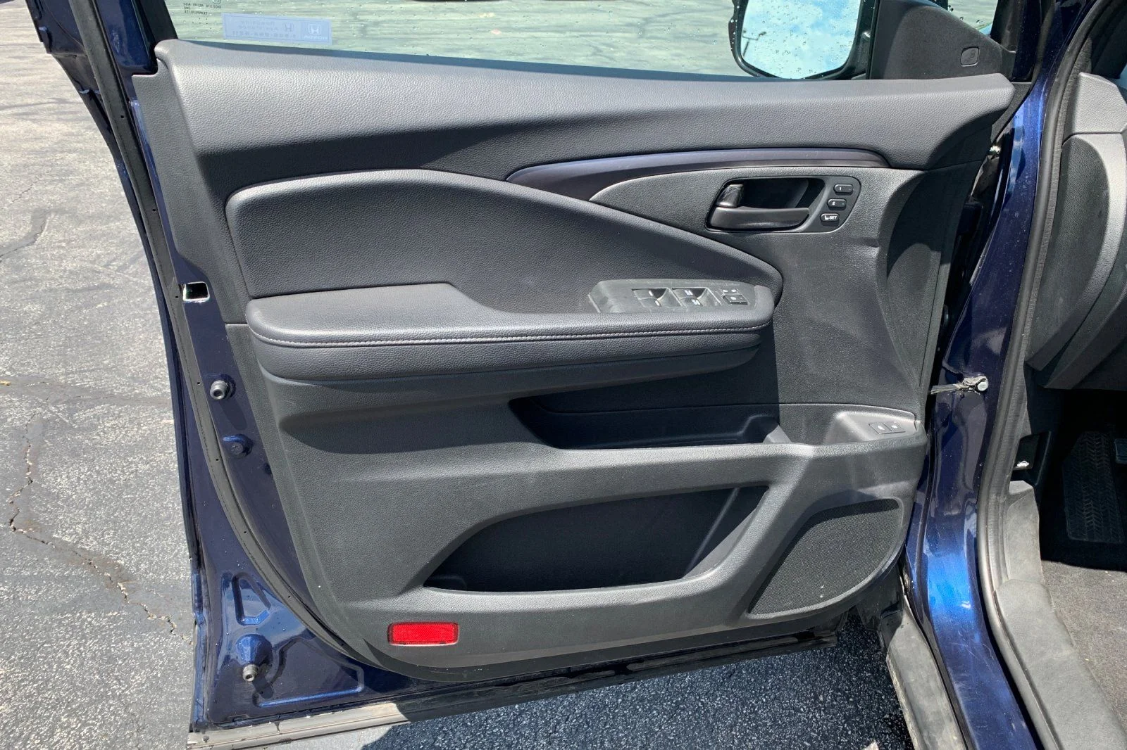 Certified Used 2023 Blue Honda EX-L image 13