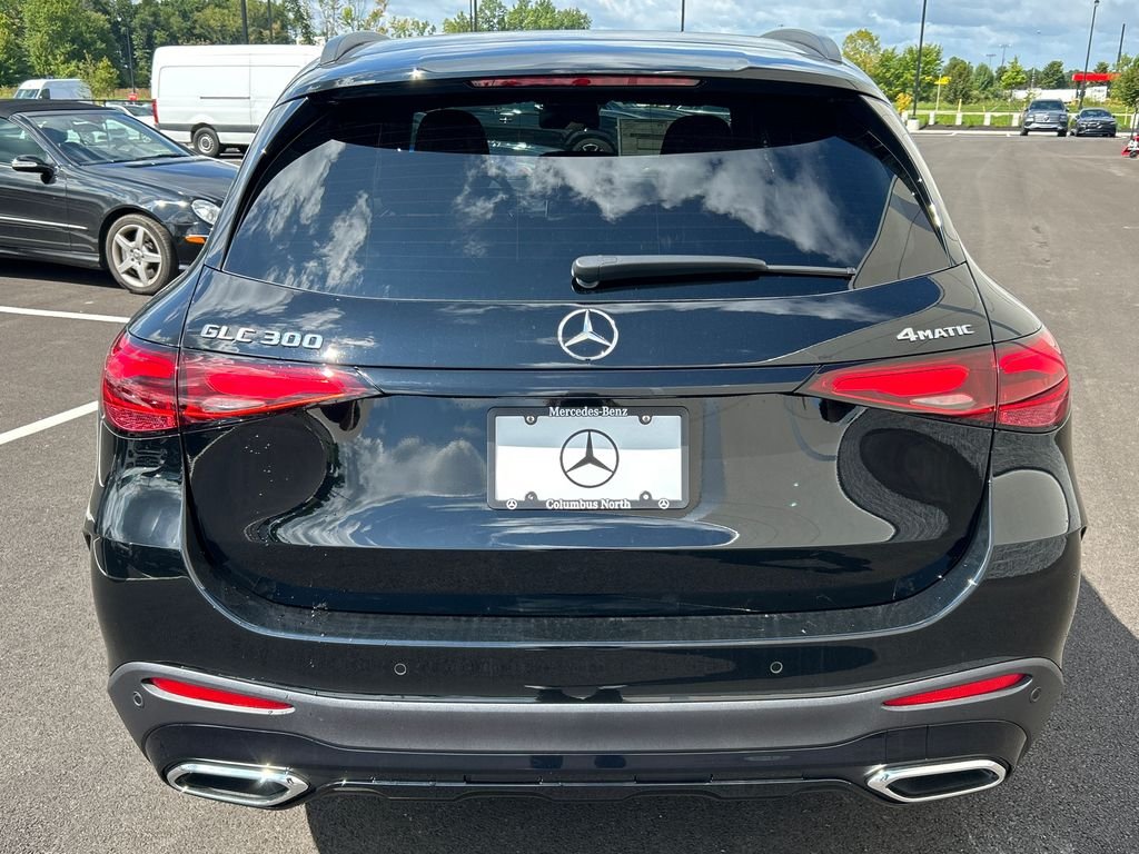 New 2027 Black Mercedes-Benz GLC 300 image 6