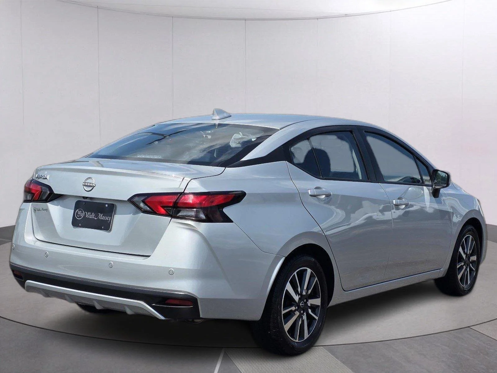 Used 2025 Brilliant Silver Metallic Nissan SV image 5