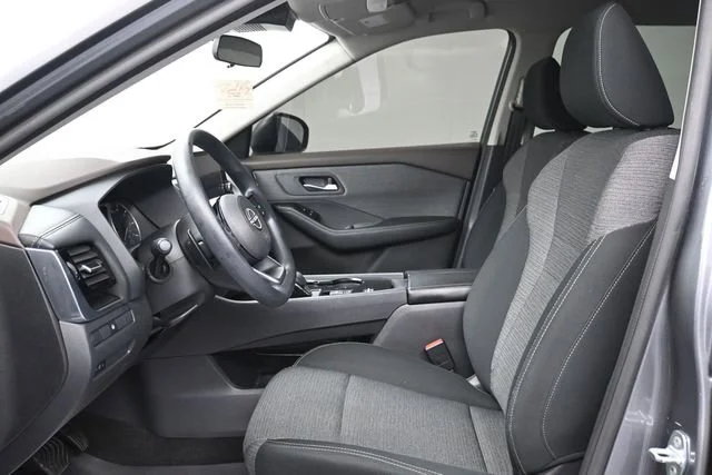 Used 2023 Gun Metallic Nissan SV image 9