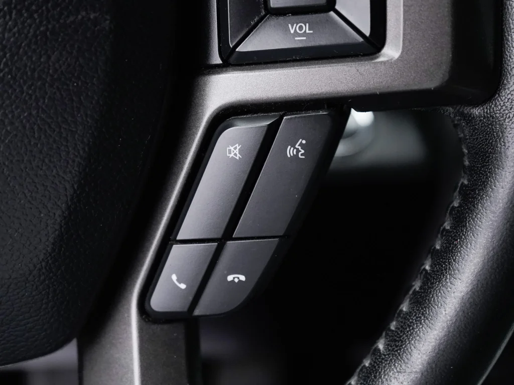 Used 2019 Agate Black Metallic Ford XLT image 17