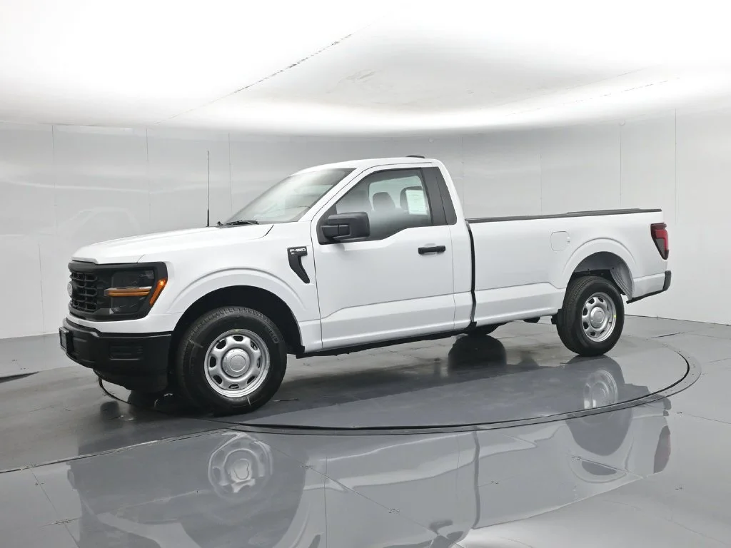 New 2026 Oxford White Ford XL image 21