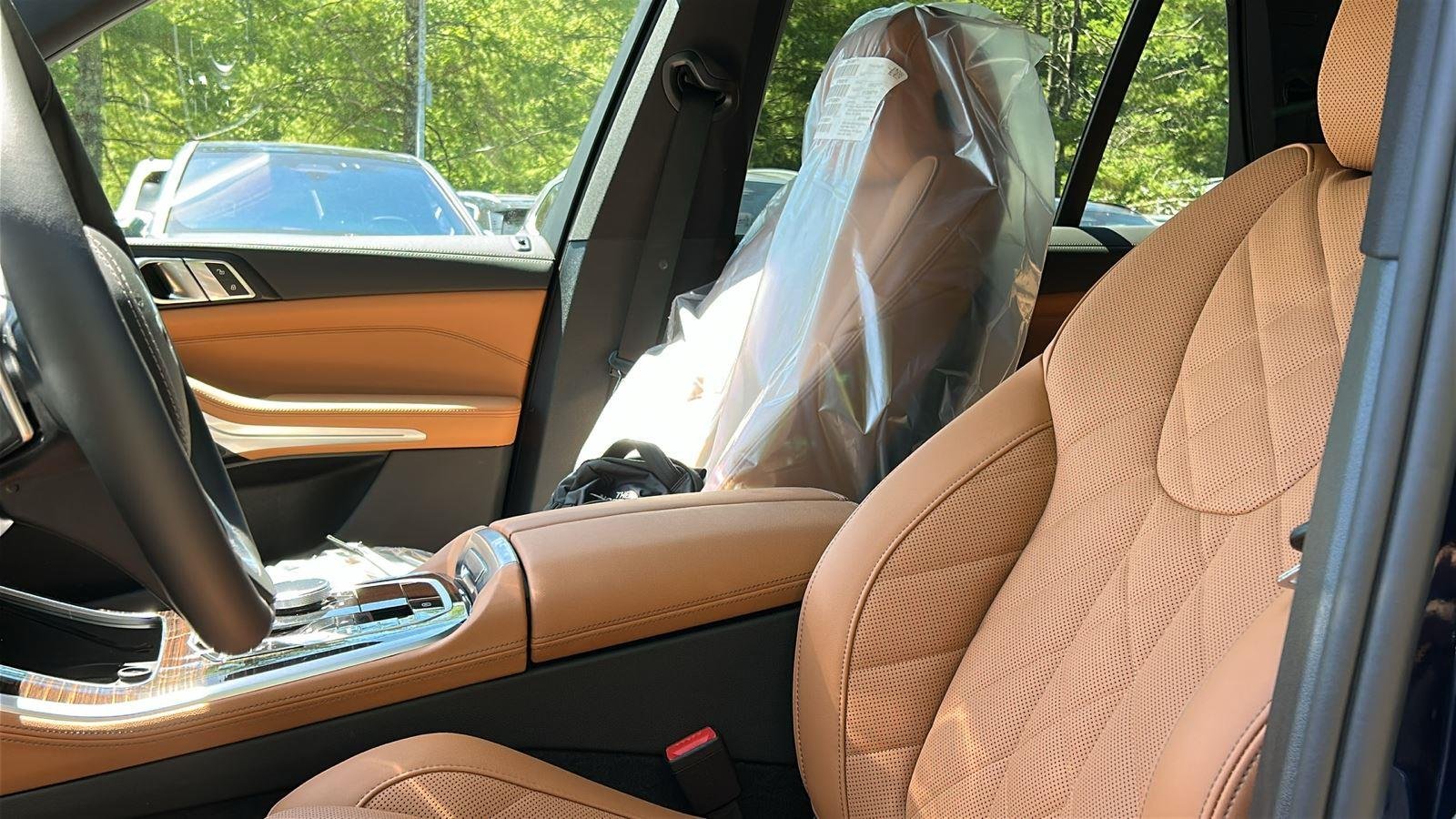 New 2026 Tanzanite Blue II Metallic BMW xDrive40i image 10