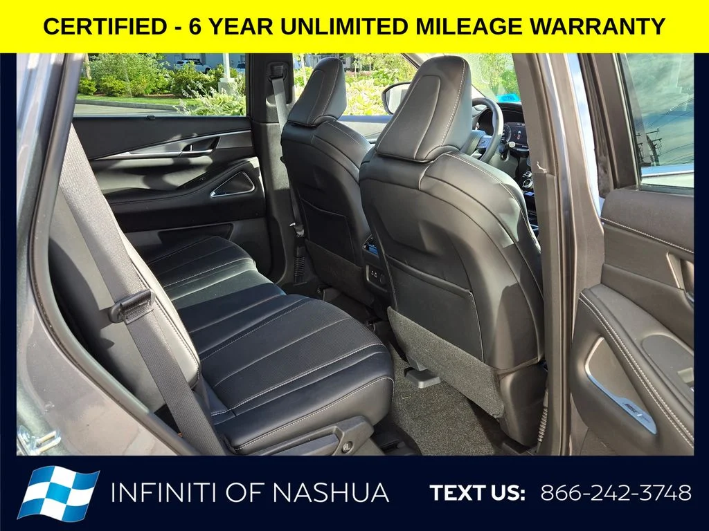 Certified Used 2024 Gray INFINITI LUXE image 20