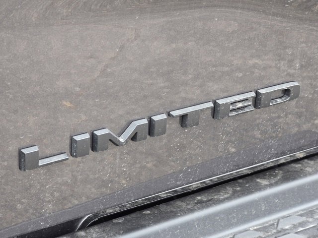 New 2026 Granite Crystal Metallic Clear-Coat Exterior Paint RAM Limited Longhorn image 30