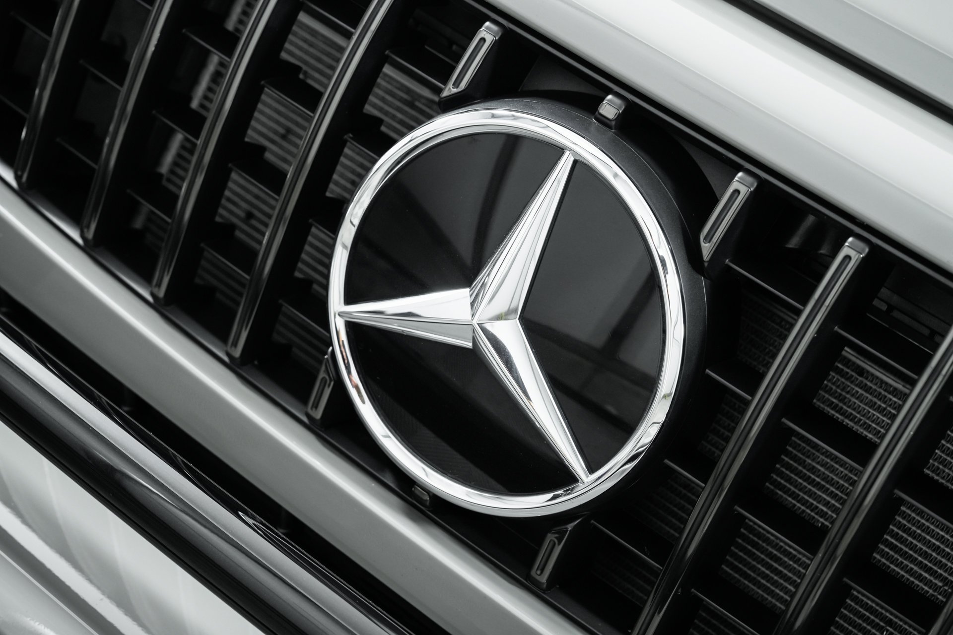 Used 2025  Mercedes-Benz G 63 AMG® image 51