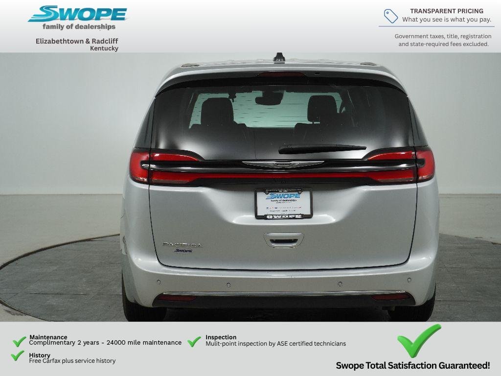Used 2024 Silver Mist Clearcoat Chrysler Touring L image 4