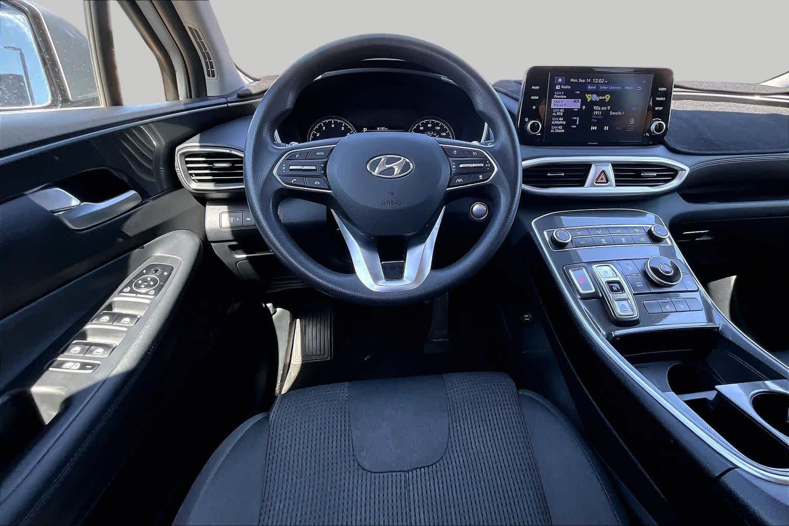 Used 2021 Shimmering Silver Hyundai SEL image 6