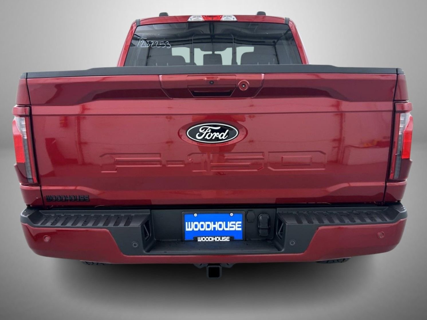 New 2026 Ruby Red Metallic Tinted Clearcoat Ford XLT image 6