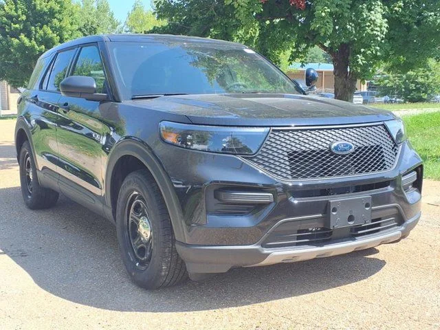 New 2025 Black Ford Base image 24