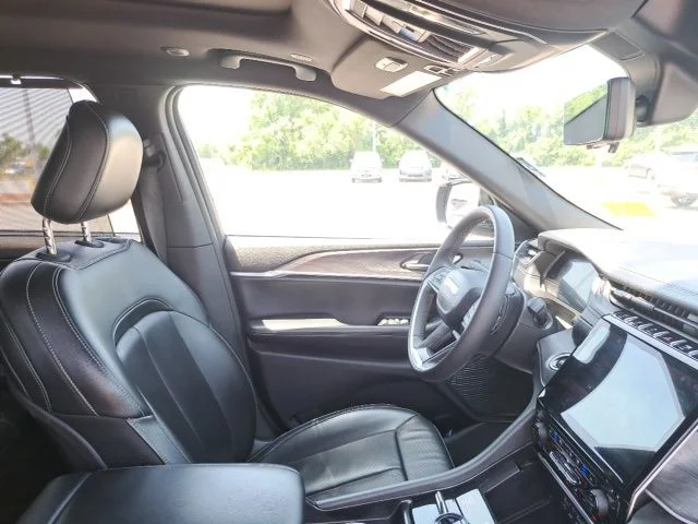 Used 2024 Black Jeep Limited image 5