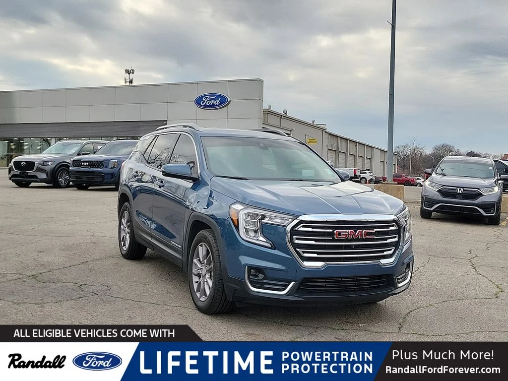 2024 GMC Terrain SLT FWD's photo
