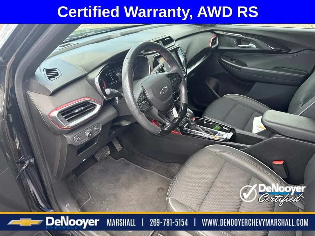 Used 2023 Mosaic Black Metallic Chevrolet RS image 13