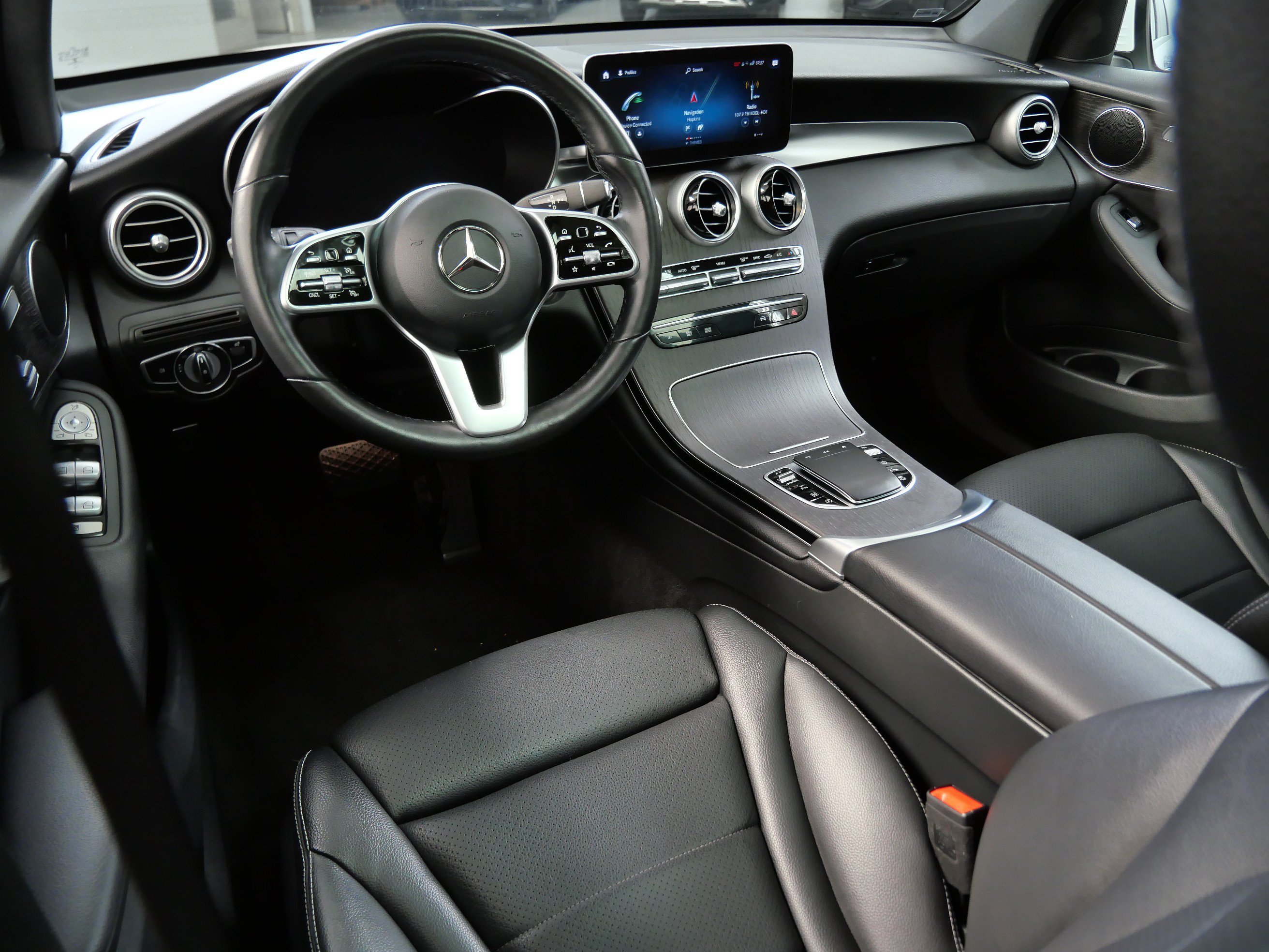 Certified 2022 Mercedes-Benz GLC GLC300 with VIN W1N0G8EB1NV399377 for sale in Minnetonka, Minnesota