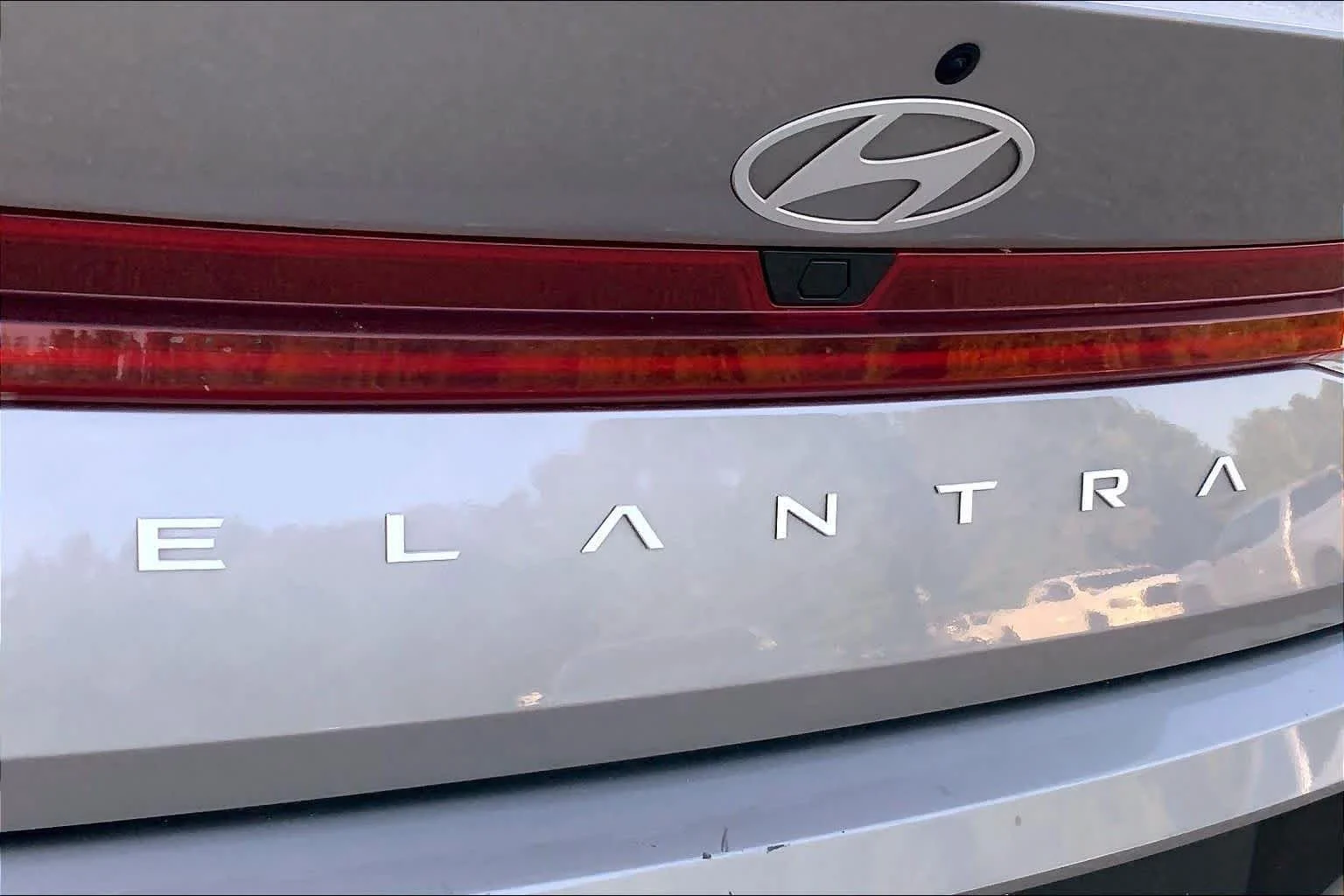 Used 2025 Fluid Metal Hyundai SEL Convenience image 27