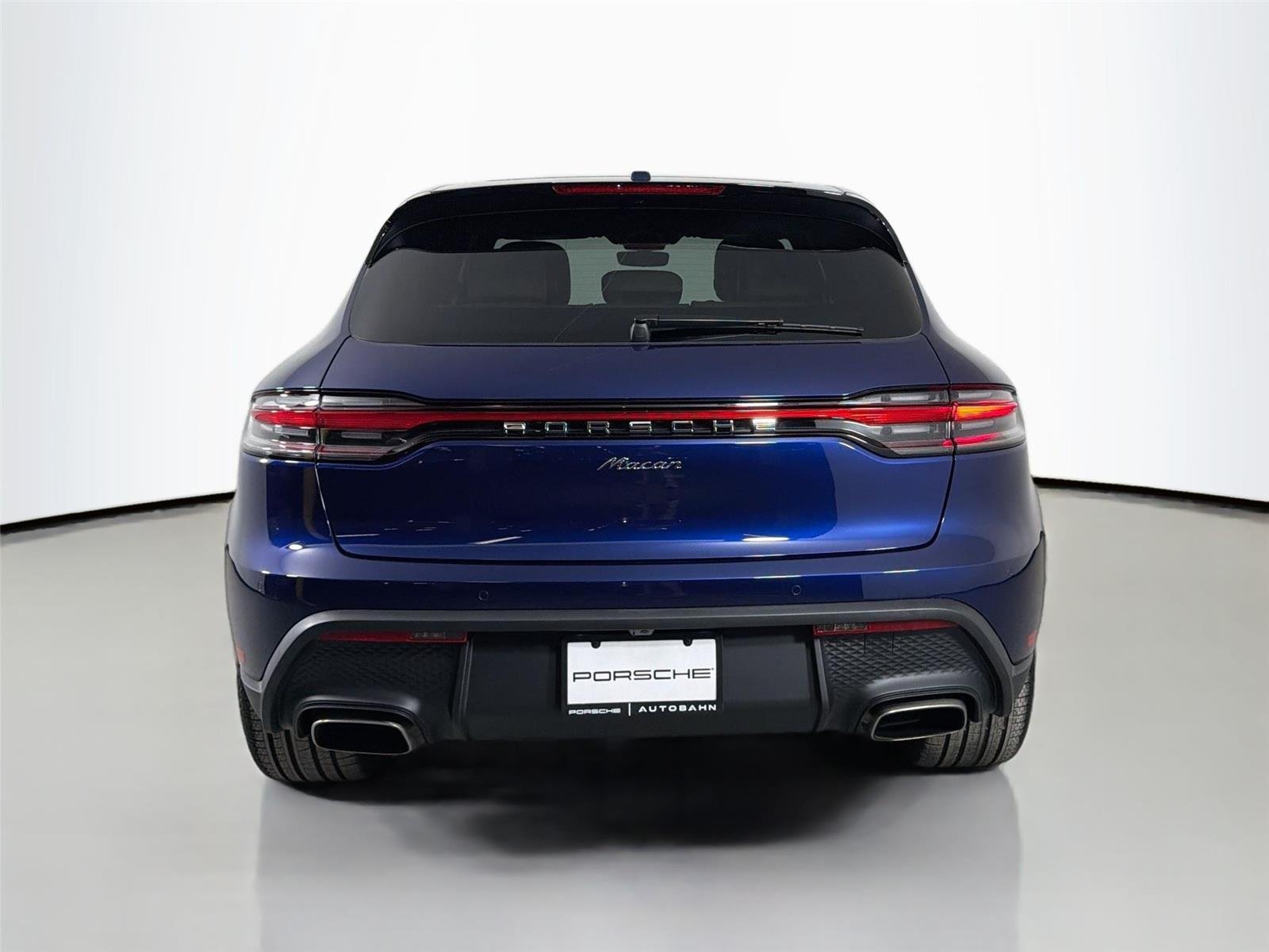 New 2026 Gentian Blue Metallic Porsche T image 6