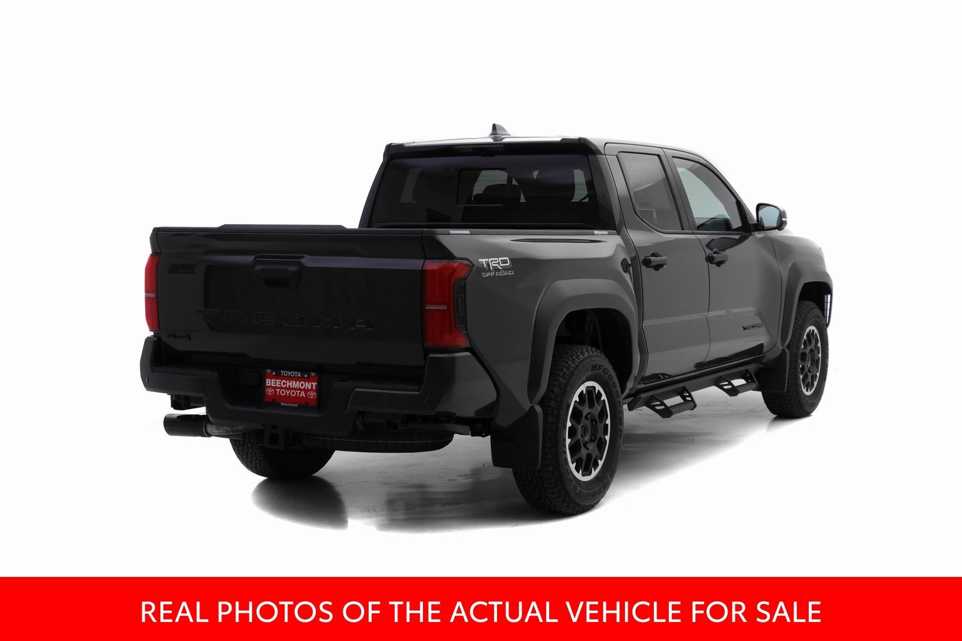 2025 Toyota Tacoma TRD Off Road - Photo 2