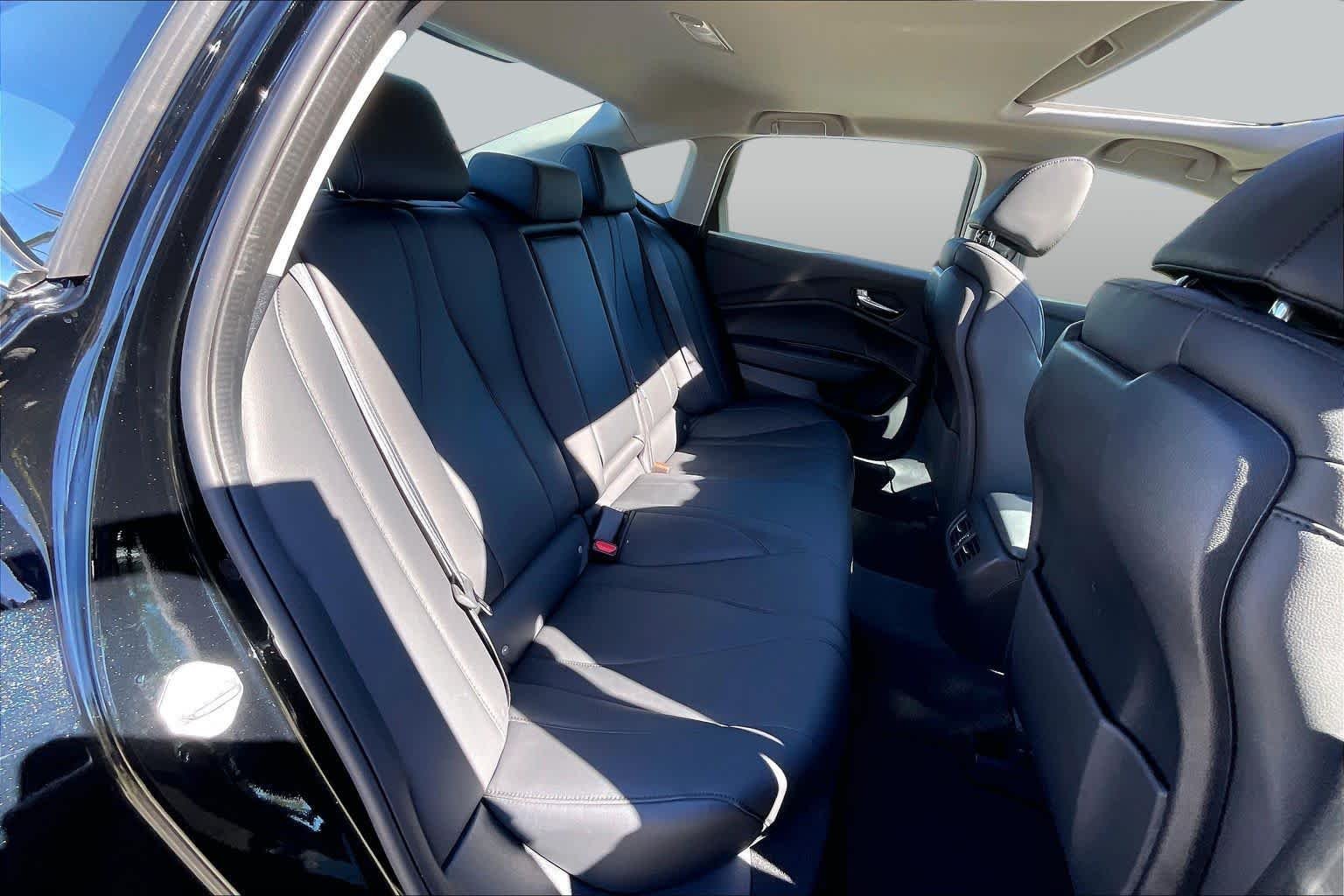 Certified Used 2023 Majestic Black Pearl Acura  image 19