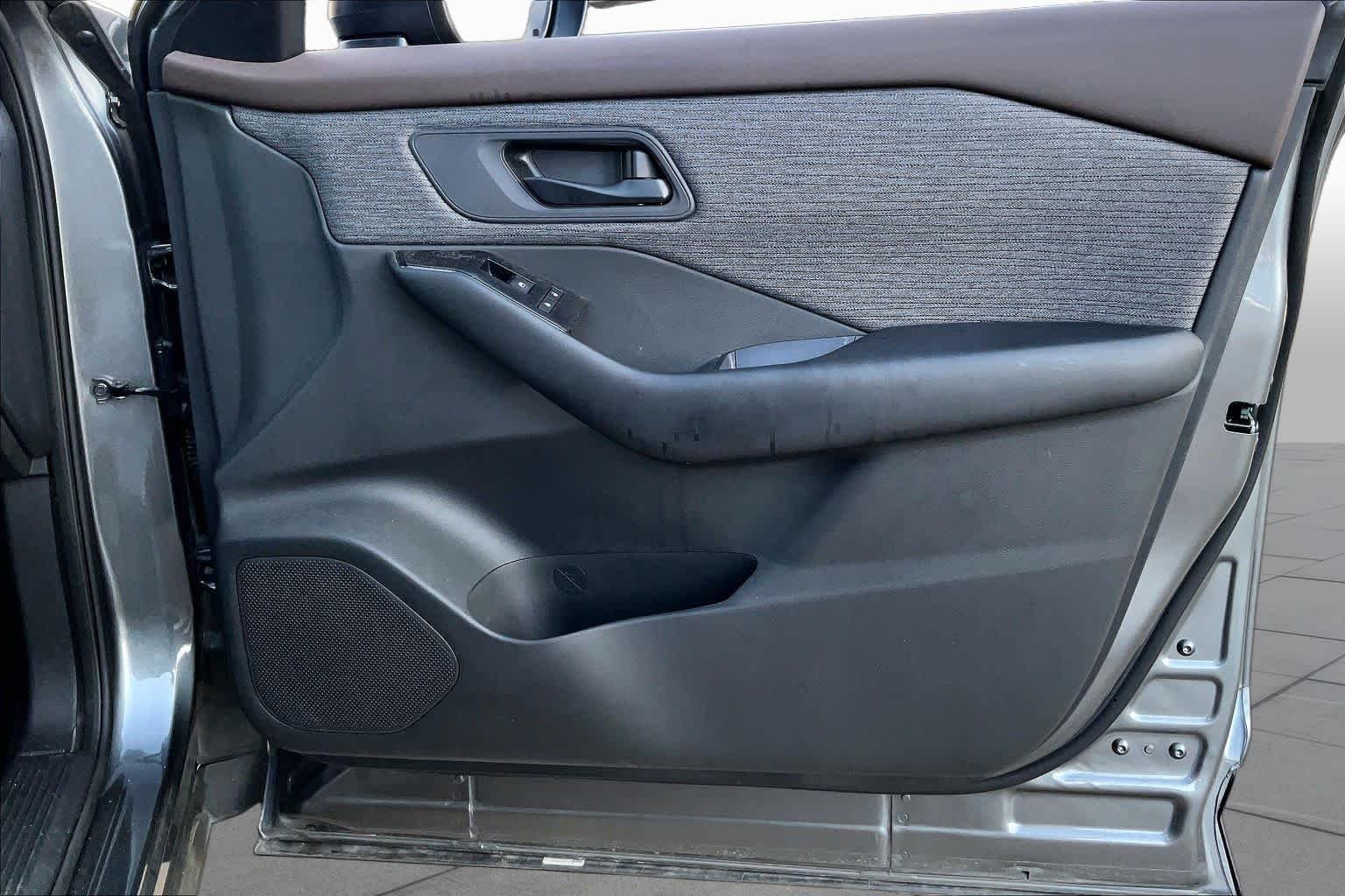 Certified Used 2023 Gun Metallic Nissan S image 25