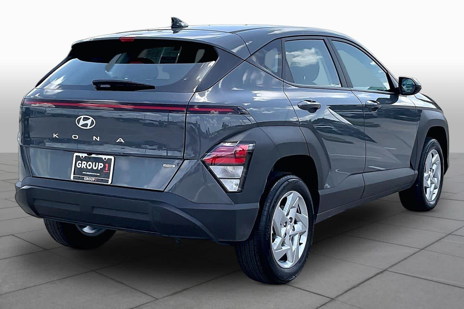 Used 2026 Ecotronic Gray Pearl Hyundai SE image 13