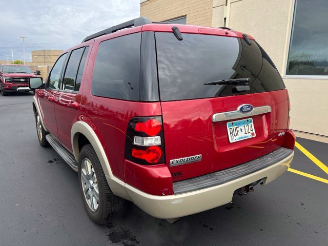Used 2010  Ford Eddie Bauer image 3