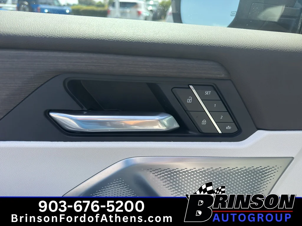 Used 2025 Downpour Metallic GMC FWD Denali image 23