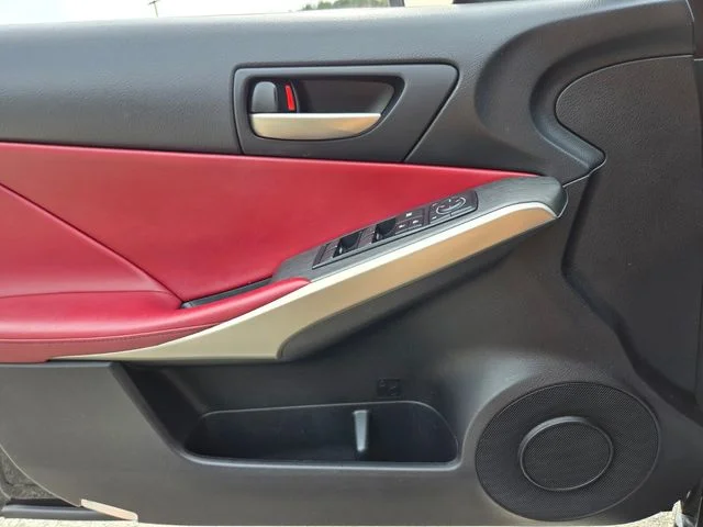 Used 2020 Black Lexus 300 image 37