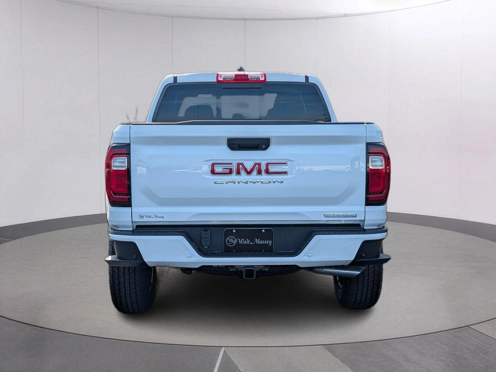 New 2026 Summit White GMC Elevation image 4