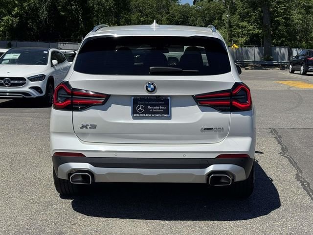 Used 2023 White BMW xDrive30i image 9