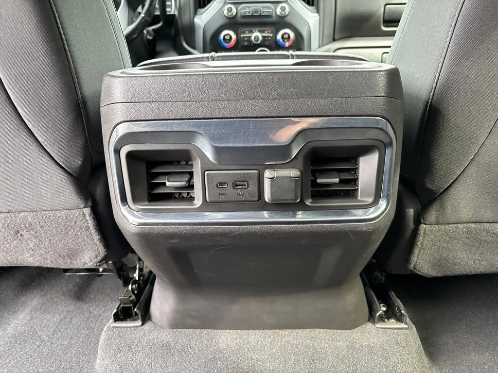 Used 2020 Black GMC Elevation image 32