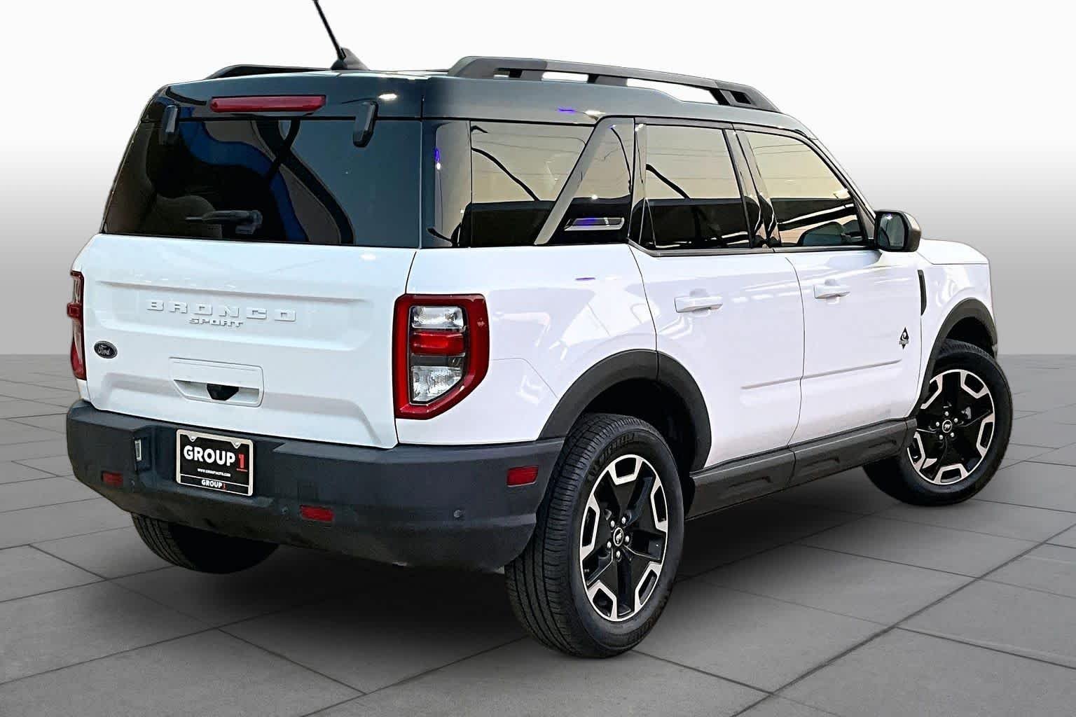 Used 2023 Oxford White Ford Outer Banks image 13