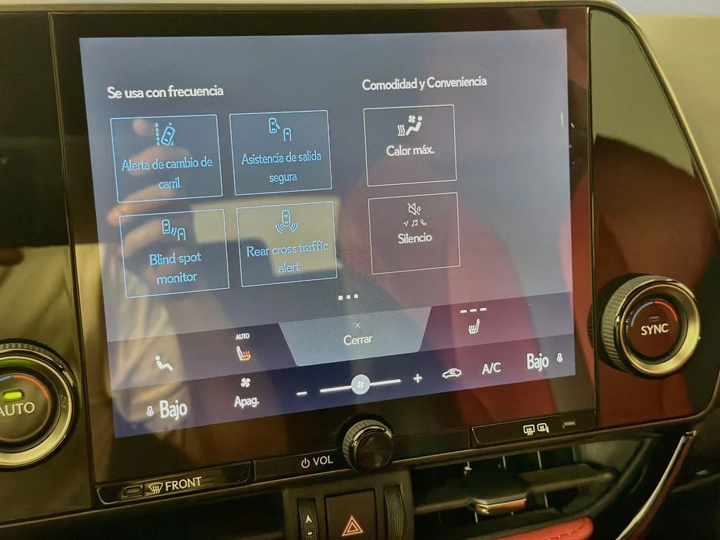 Used 2022 Silver Lexus 350 F SPORT Handling image 14