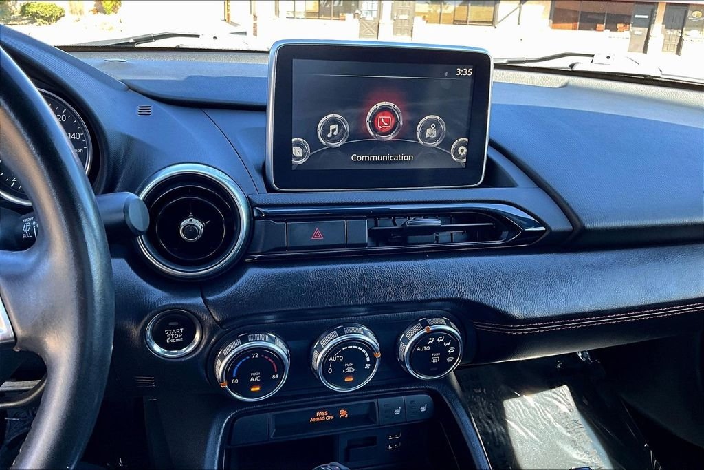 Used 2016 White Mazda Grand Touring image 9