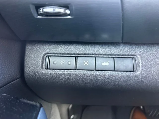 Used 2025 Red Nissan SL image 13