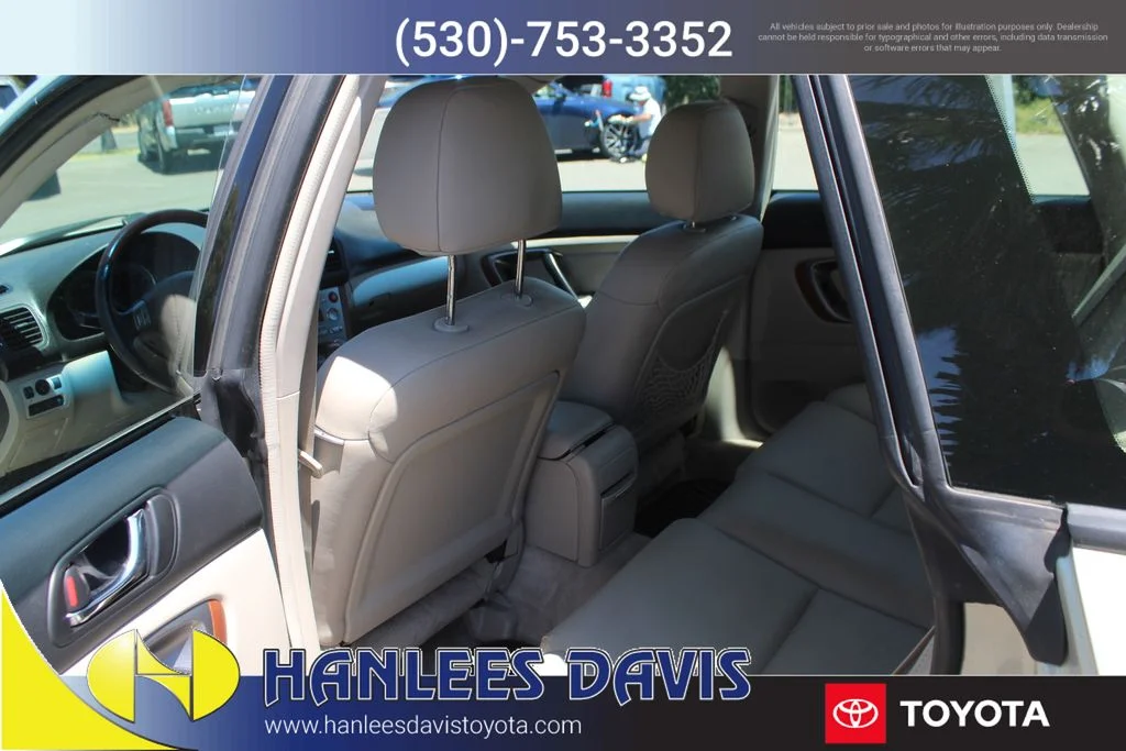 Used 2005  Subaru 3.0R image 16
