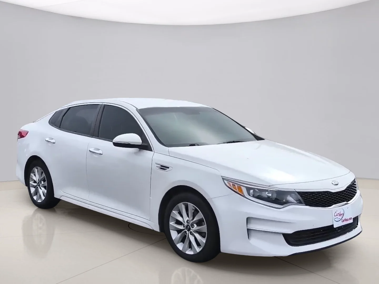 Used 2016 White Kia LX image 7