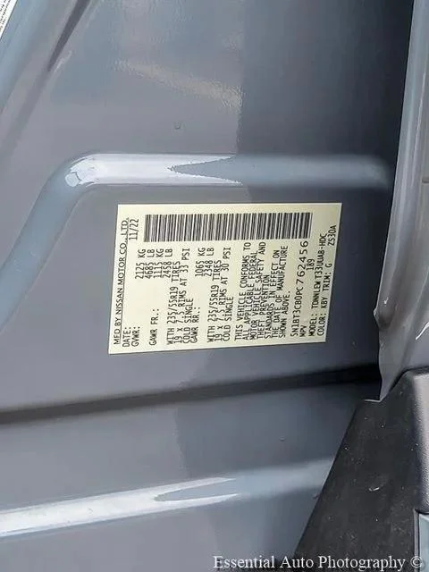 Used 2023 Gray Nissan SL image 35