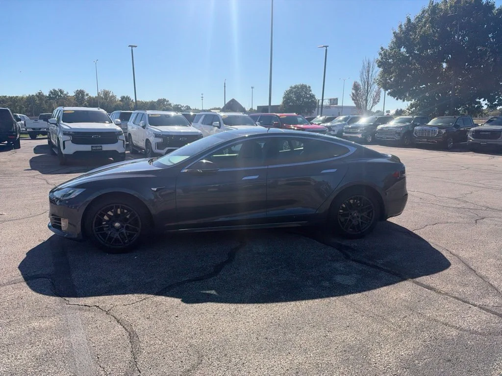 Used 2018 Gray Tesla 75D image 2