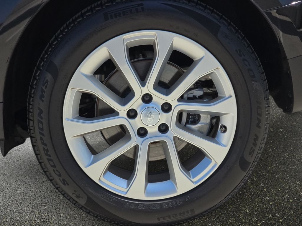 Certified Used 2025 Black Land Rover S image 35