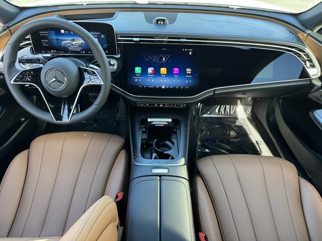 New 2027 Polar White Mercedes-Benz E 350 image 4