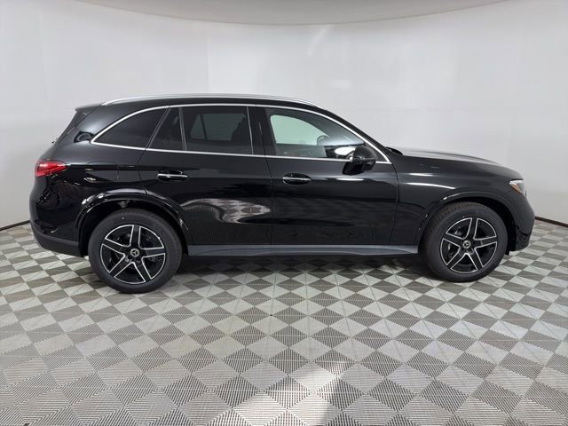 New 2026 Obsidian Black Metallic Mercedes-Benz GLC 300 image 20