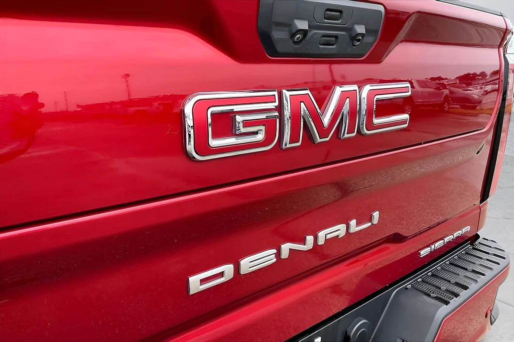 Used 2024 Red GMC Denali image 26