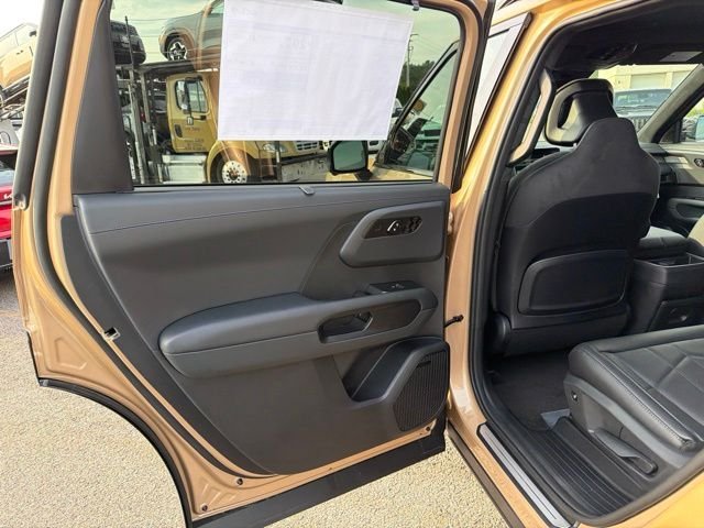 New 2027 Terrain Brown Kia X-Line SX Prestige image 11