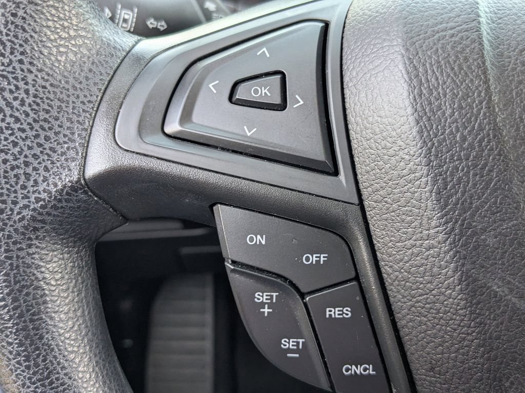 Used 2023 White Ford SE image 24
