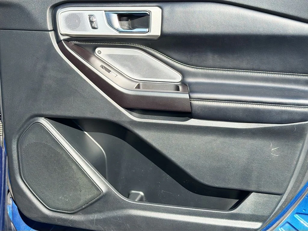 Used 2020 Blue Metallic Ford ST image 29