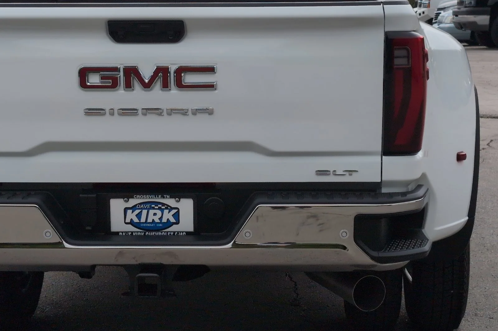 New 2026 Summit White GMC SLT DRW image 27