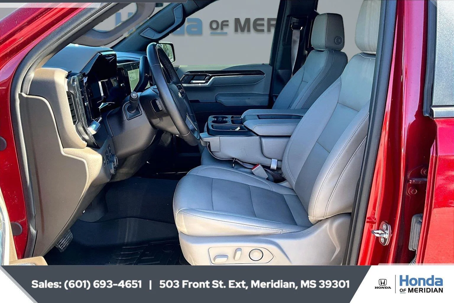 Used 2024 Radiant Red Tintcoat Chevrolet LT image 18